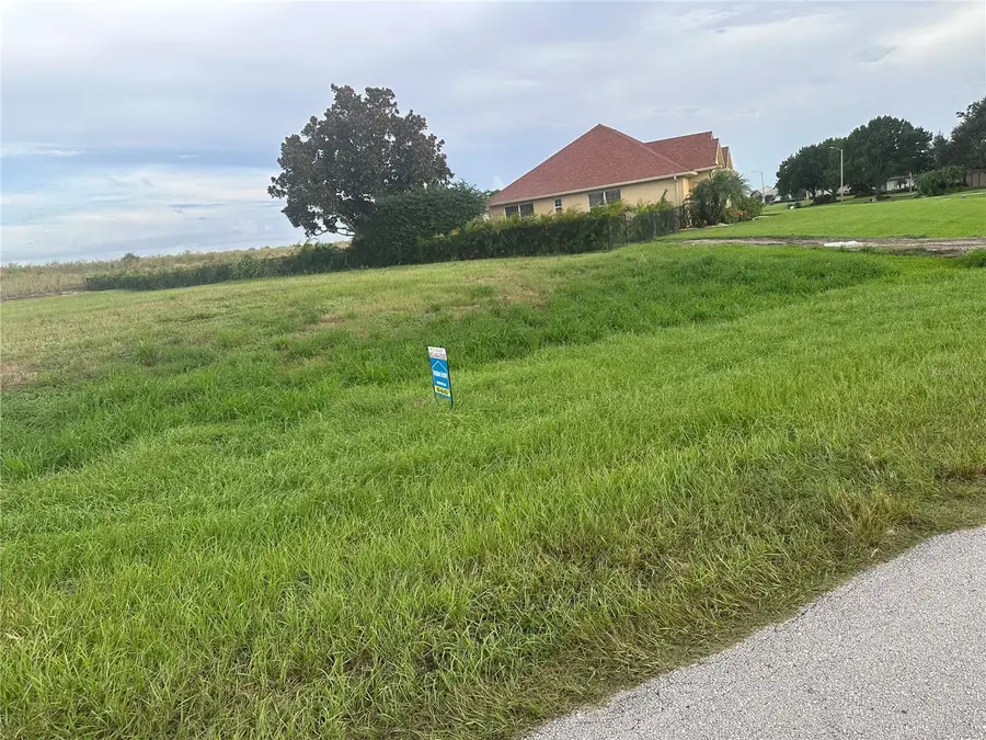 529 Sunset Pointe Drive, Lake Placid, FL 33852 - #2