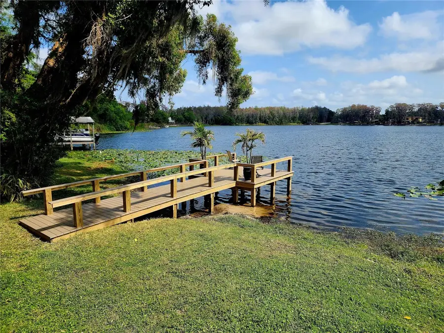 3402 Ellenwood Lane, Tampa, FL 33618 - #2