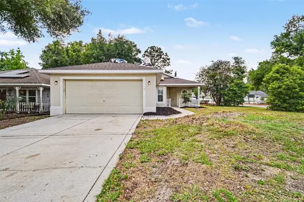 700 Kenmoore Court, EUSTIS, FL 32726