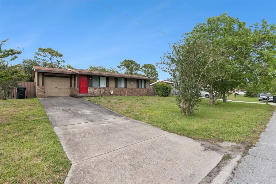25 W Thrush Street, Apopka, FL 32712 - #2