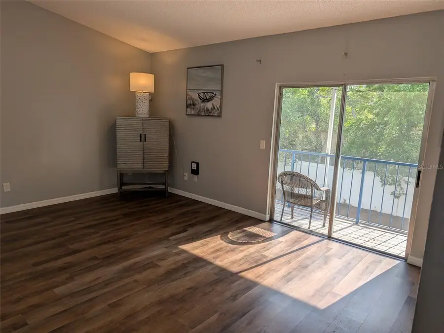 10 N Fairfax Avenue, Winter Springs, FL 32708 - #3