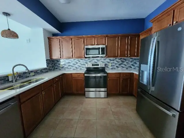2801 S Ridgewood Avenue #403, South Daytona, FL 32119 - #3