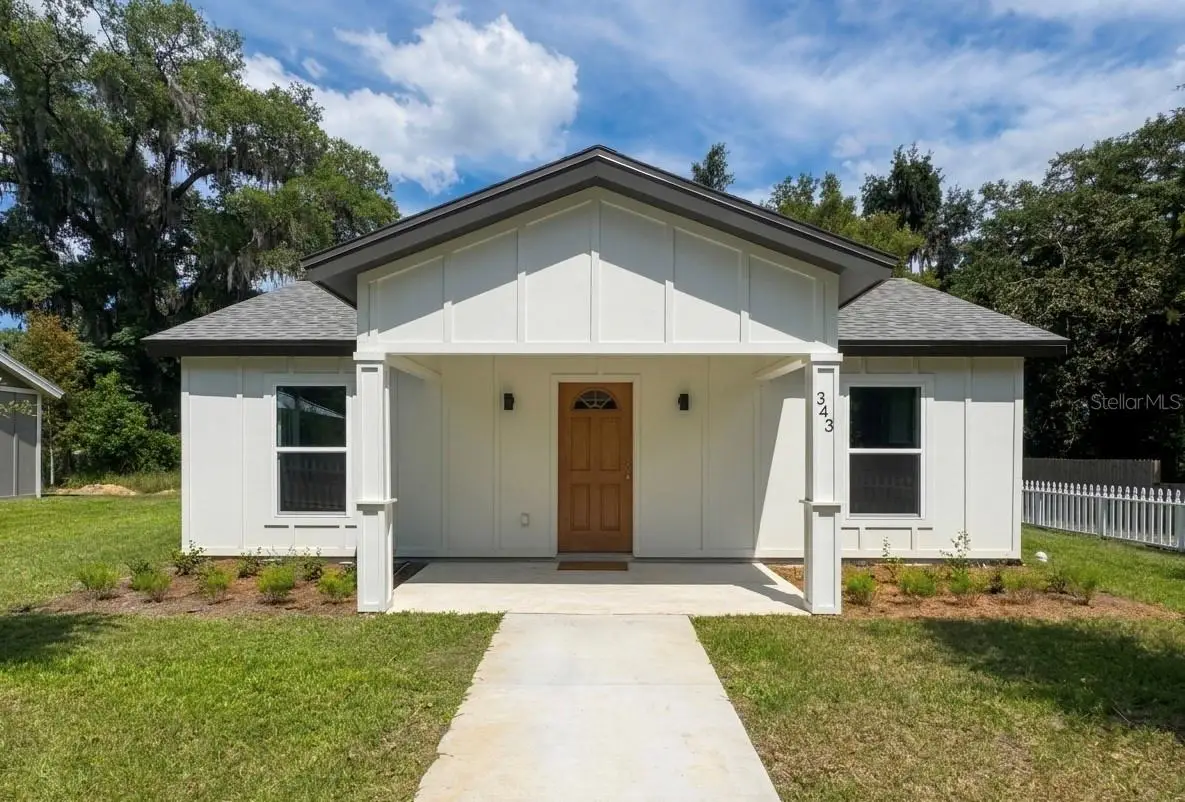 343 N Main Avenue, Groveland, FL 34736 - #1