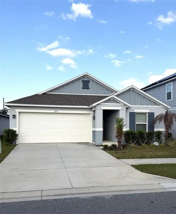 925 Overpool Avenue, DAVENPORT, FL 33896