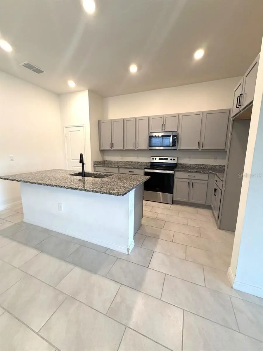 925 Overpool Avenue, Davenport, FL 33896 - #3