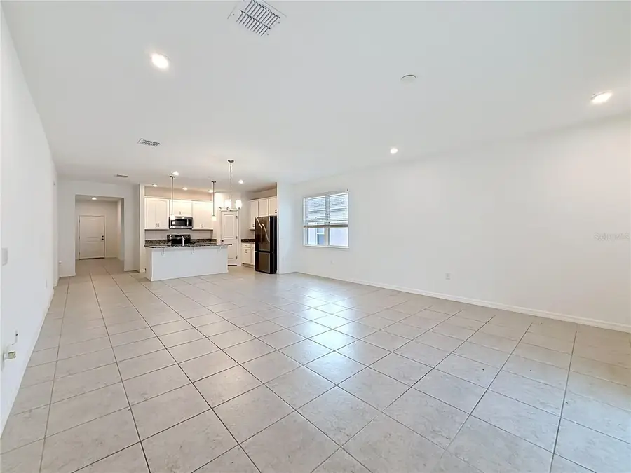 418 Quayside Avenue, Mascotte, FL 34753 - #3
