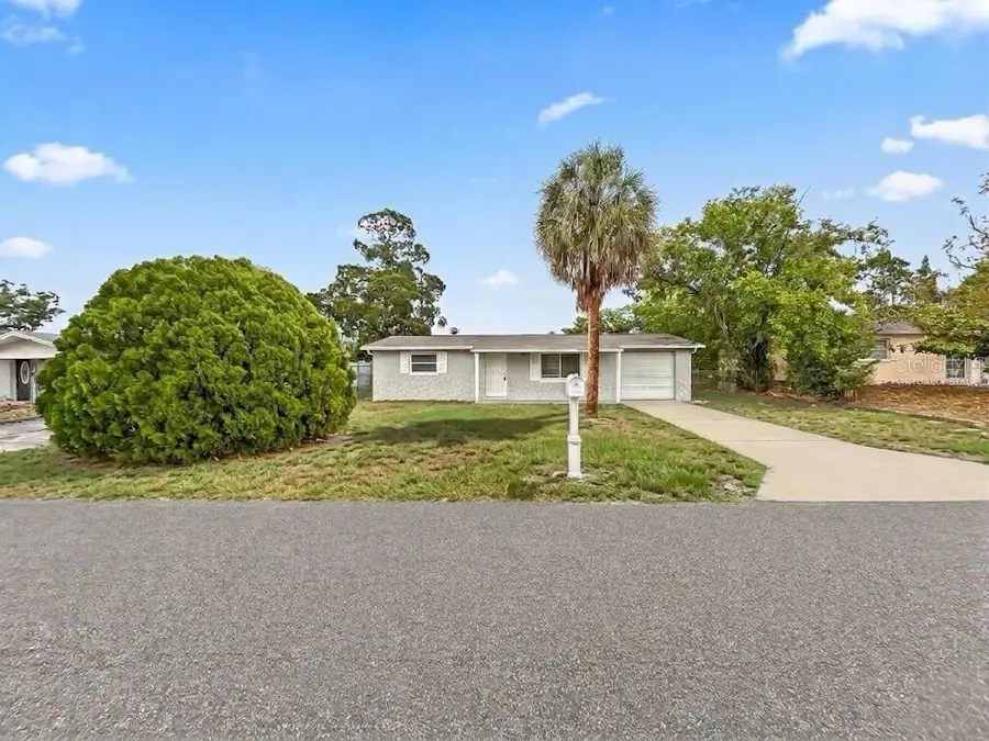 1332 Jennings Drive, Holiday, FL 34690 - #2