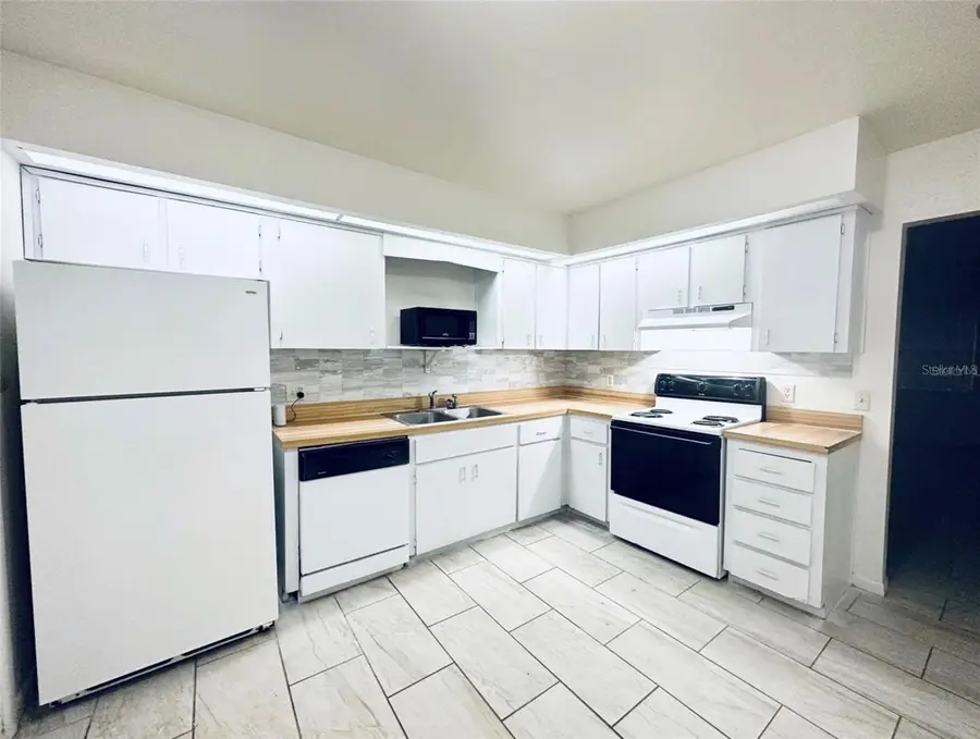 101 Lake Hunter Drive #15 & 16, Lakeland, FL 33803 - #3