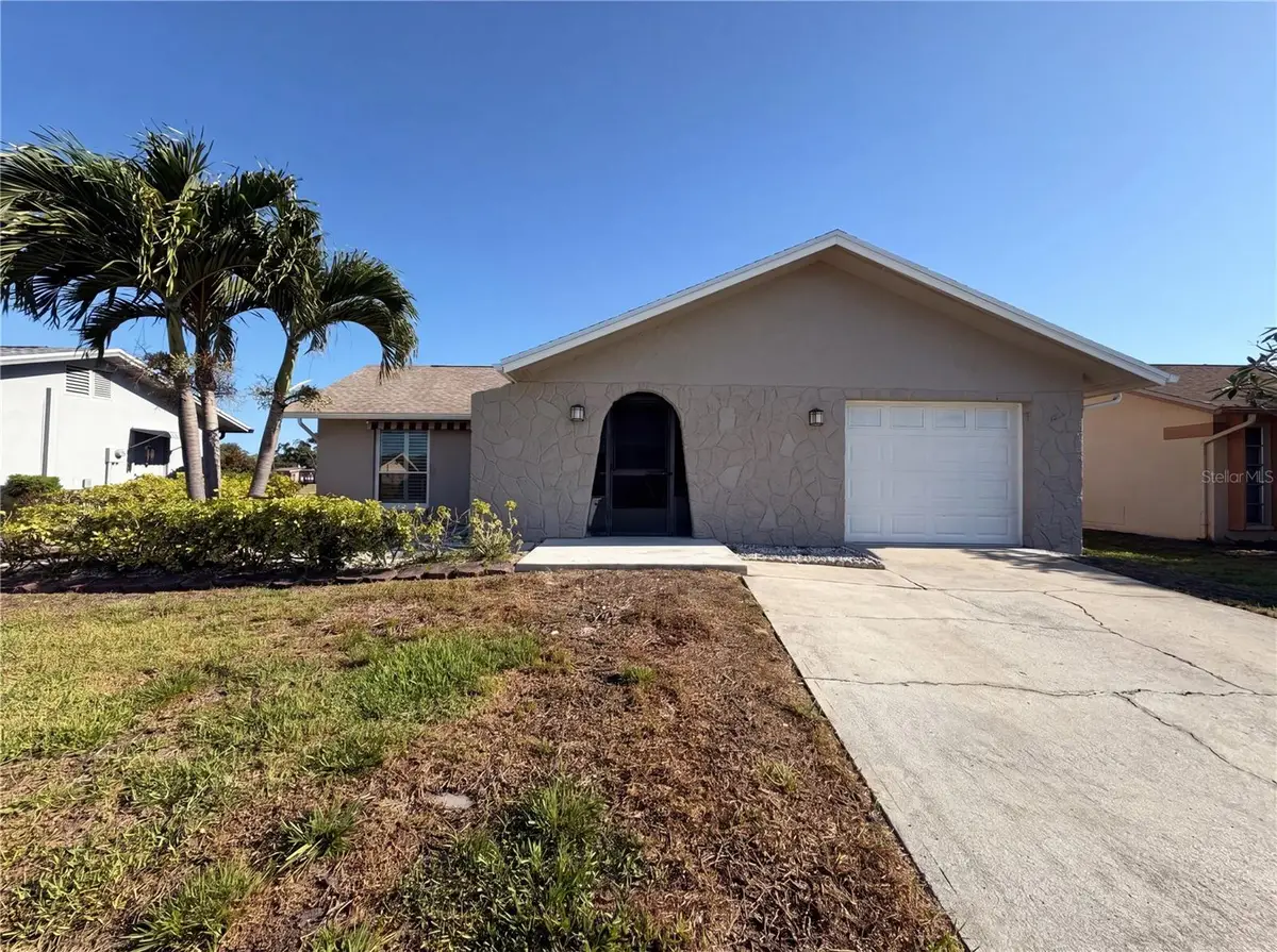 4561 Great Lakes Drive S, Clearwater, FL 33762 - #1