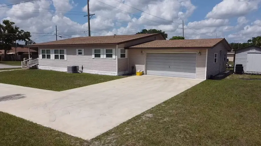 706 SE 3rd Street, Mulberry, FL 33860 - #2
