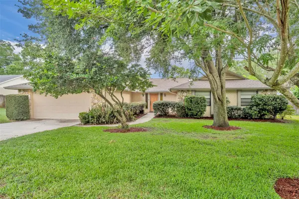 2183 Bent Oak Drive, APOPKA, FL 32712