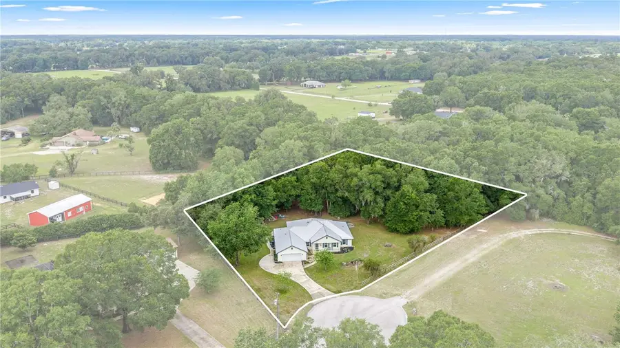 2250 SE 157th Lane Road, Summerfield, FL 34491 - #2