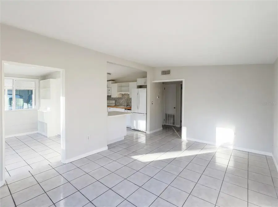 911 New York Street, Edgewater, FL 32132 - #3