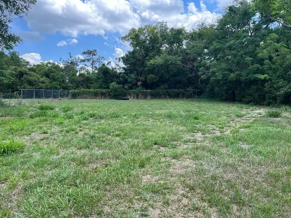 1662 N Dean Road, ORLANDO, FL 32825