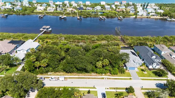 62 N Riverwalk Drive, PALM COAST, FL 32137