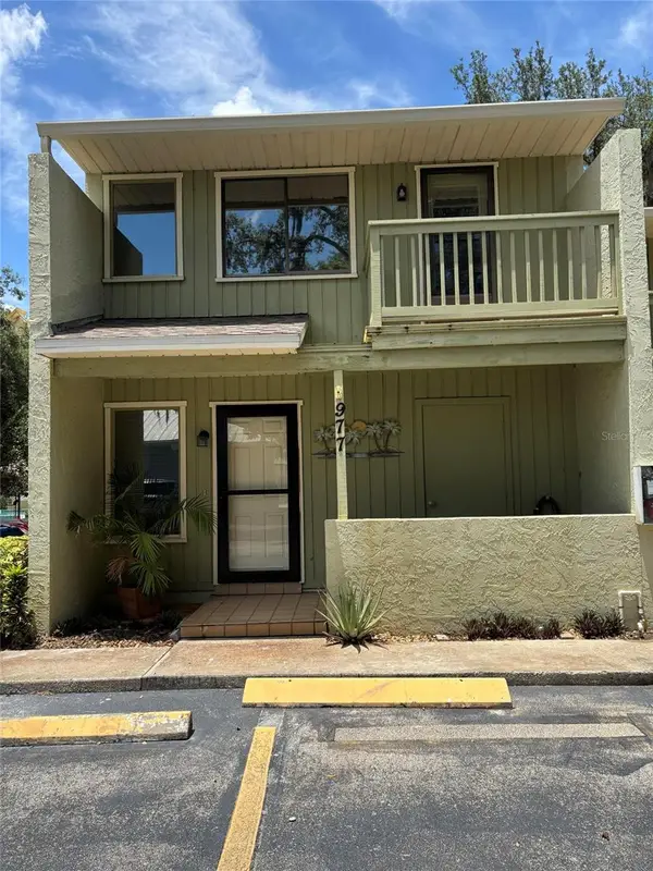 1561 Lakeview Drive #977, SEBRING, FL 33870