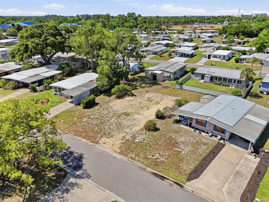 1223 Nassau Circle, Tavares, FL 32778 - #3