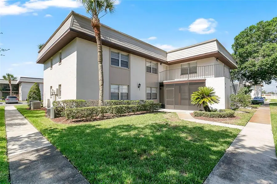 11 Windtree Lane #B, Winter Garden, FL 34787 - #2