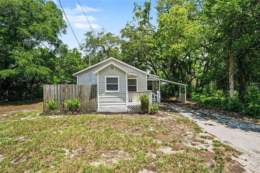828 E 145th Avenue, Tampa, FL 33613 - #2