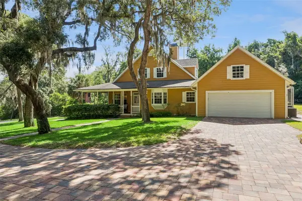 16526 Highland Avenue, MONTVERDE, FL 34756