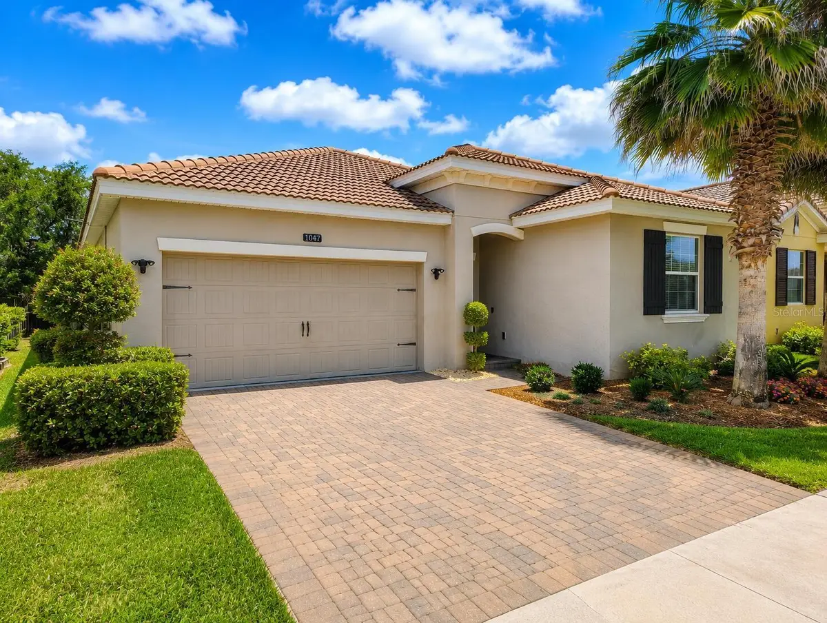 1047 Oak Bluff Drive, Davenport, FL 33837 - #1