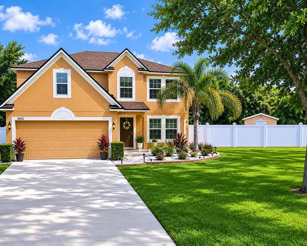 1852 Piedmont Court, MASCOTTE, FL 34753