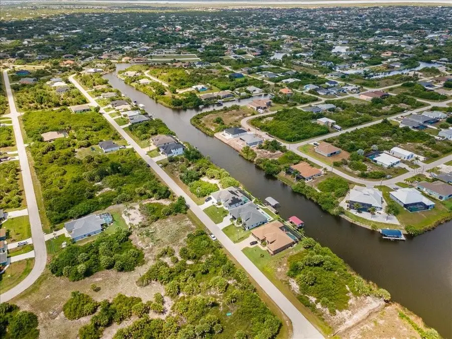10120 Winnipeg Street, Port Charlotte, FL 33981 - #3