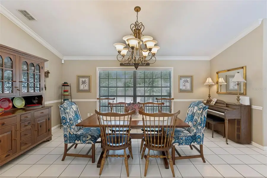 390 Smith Street, Oviedo, FL 32765 - #3