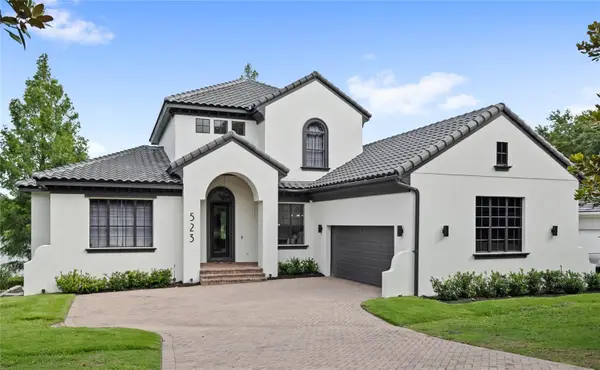 523 W Blue Water Edge Drive, EUSTIS, FL 32736