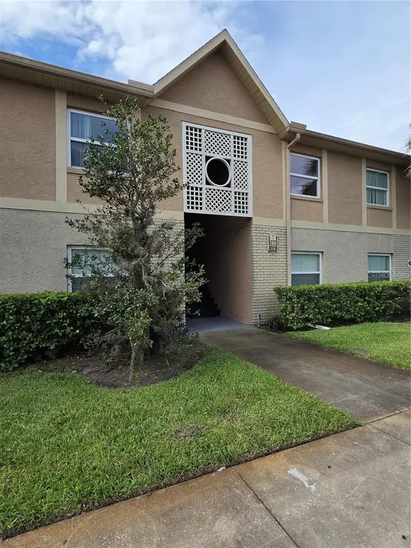 2416 Barley Club Court #4, ORLANDO, FL 32837