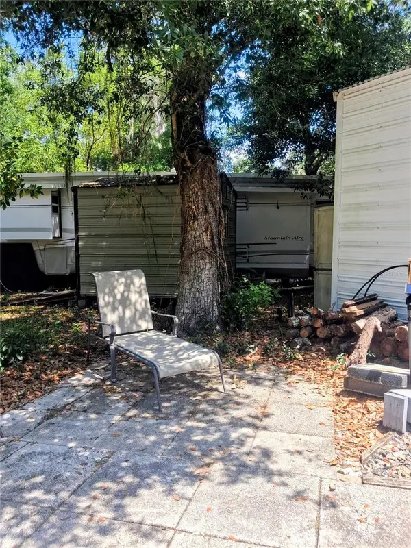 25225 141st Lane Ne, FORT MC COY, FL 32134