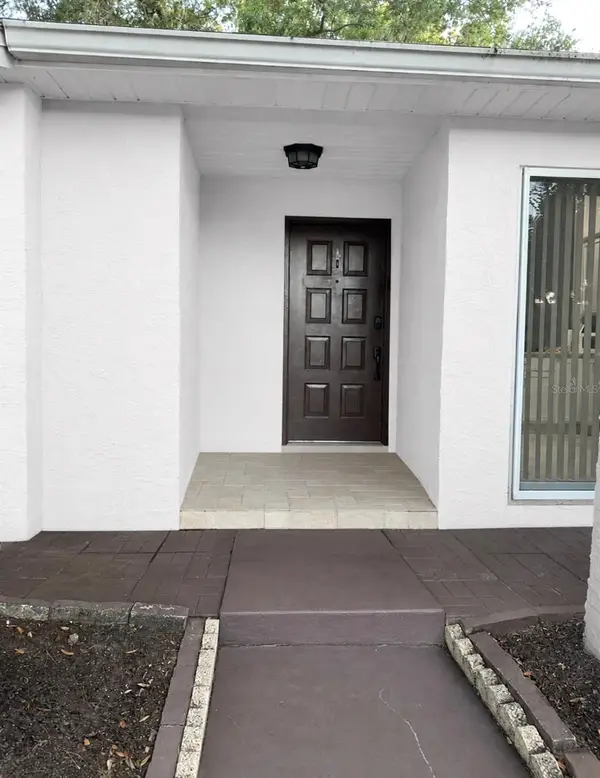 925 Pebble Creek Circle, ORLANDO, FL 32824