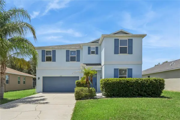 1572 Auburn Hills Court, TAVARES, FL 32778
