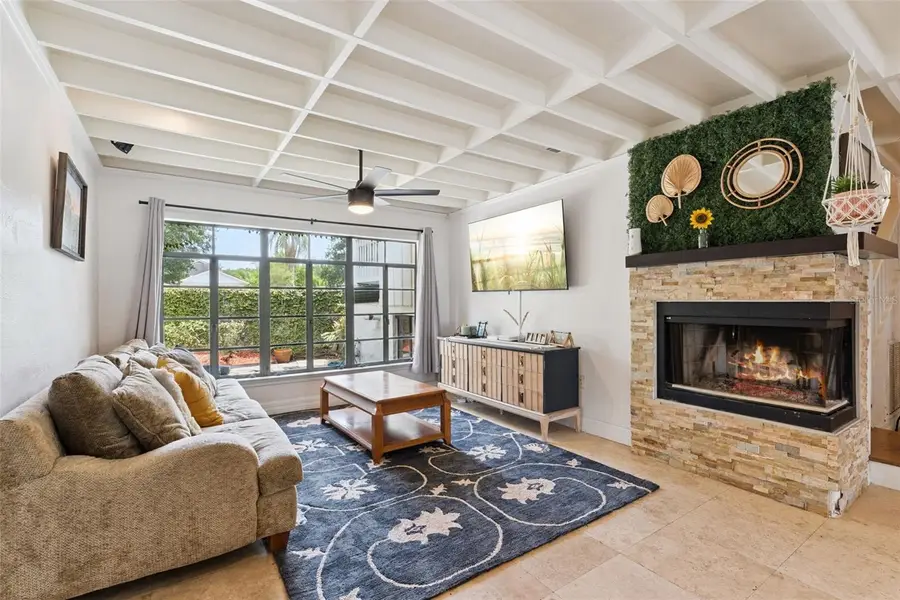 241 W Lake Sue Avenue, Winter Park, FL 32789 - #3