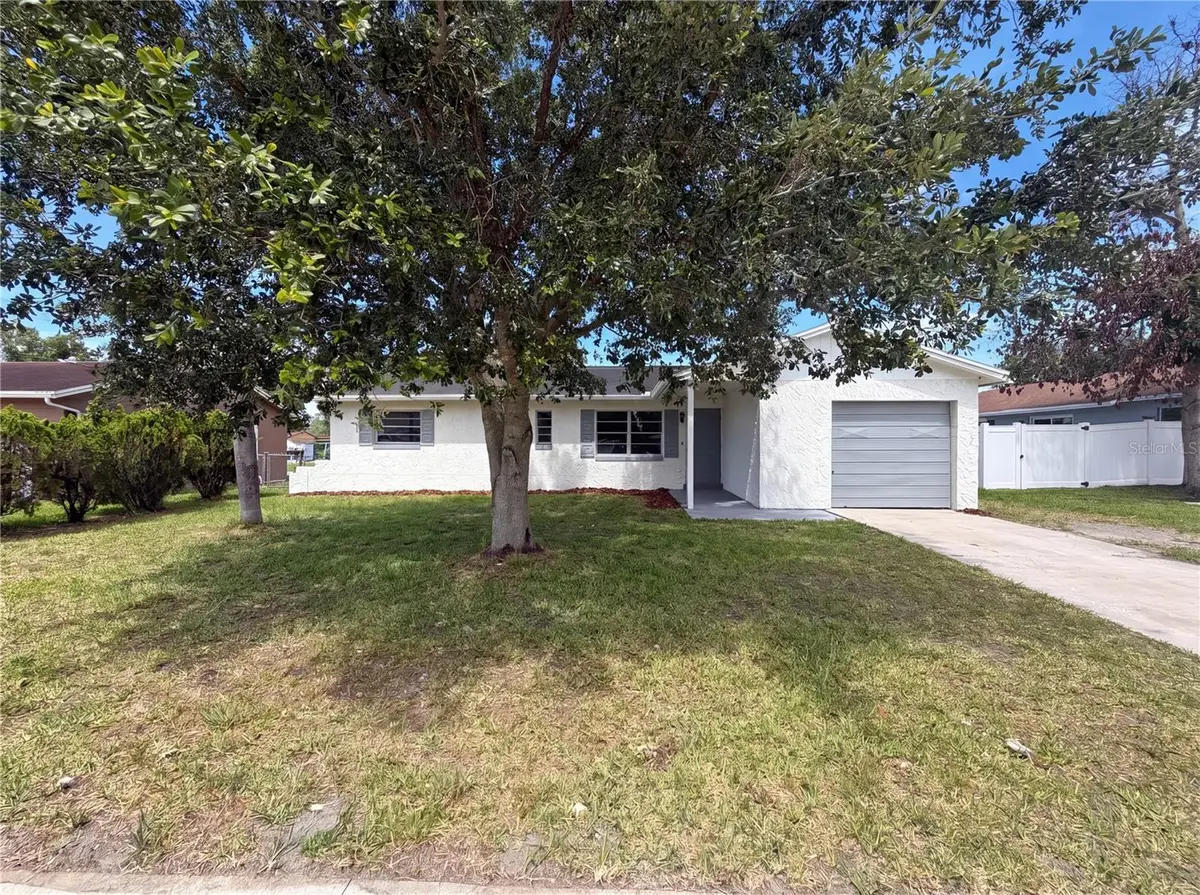 1114 N Forrest Avenue, Kissimmee, FL 34741 - #1