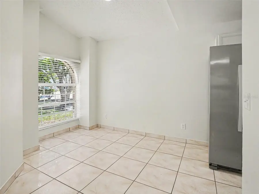9910 N Dean Oaks Court, Orlando, FL 32825 - #2