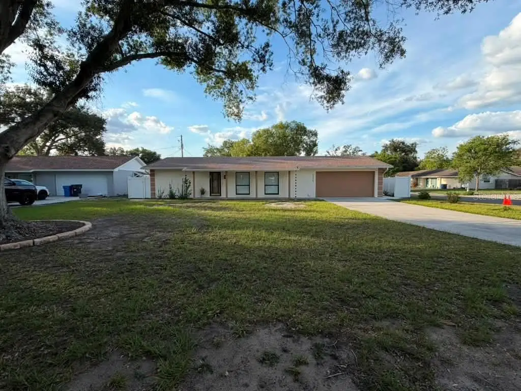 1210 Branda Vista Drive, Brandon, FL 33510 - #1