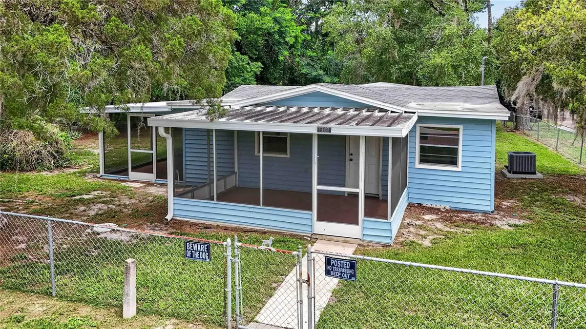 16141 3rd Street, Umatilla, FL 32784 - #1