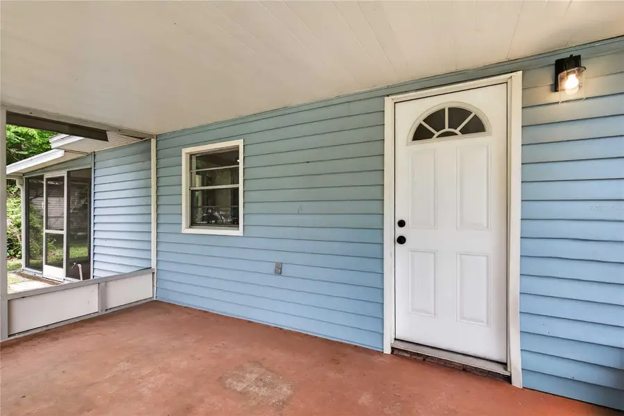 16141 3rd Street, Umatilla, FL 32784 - #3