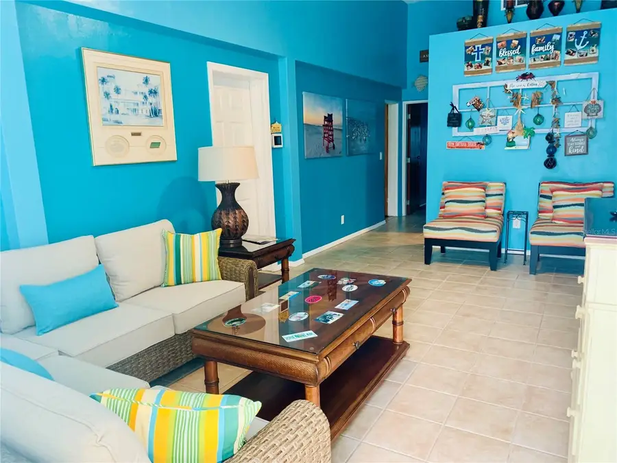 813 N Atlantic Avenue, New Smyrna Beach, FL 32169 - #3