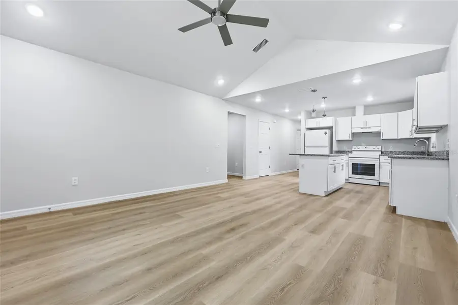 925 NE 19th Street, Gainesville, FL 32641 - #2
