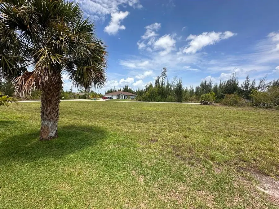 9243 Lingle Street, Port Charlotte, FL 33981 - #3