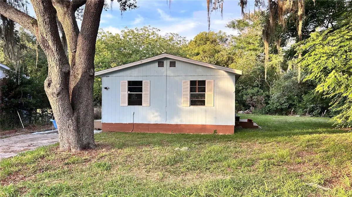 1203 Parkwood Avenue, Groveland, FL 34736 - #1