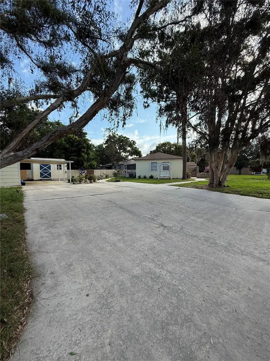 465 Briarcliff Avenue, Eustis, FL 32726 - #3