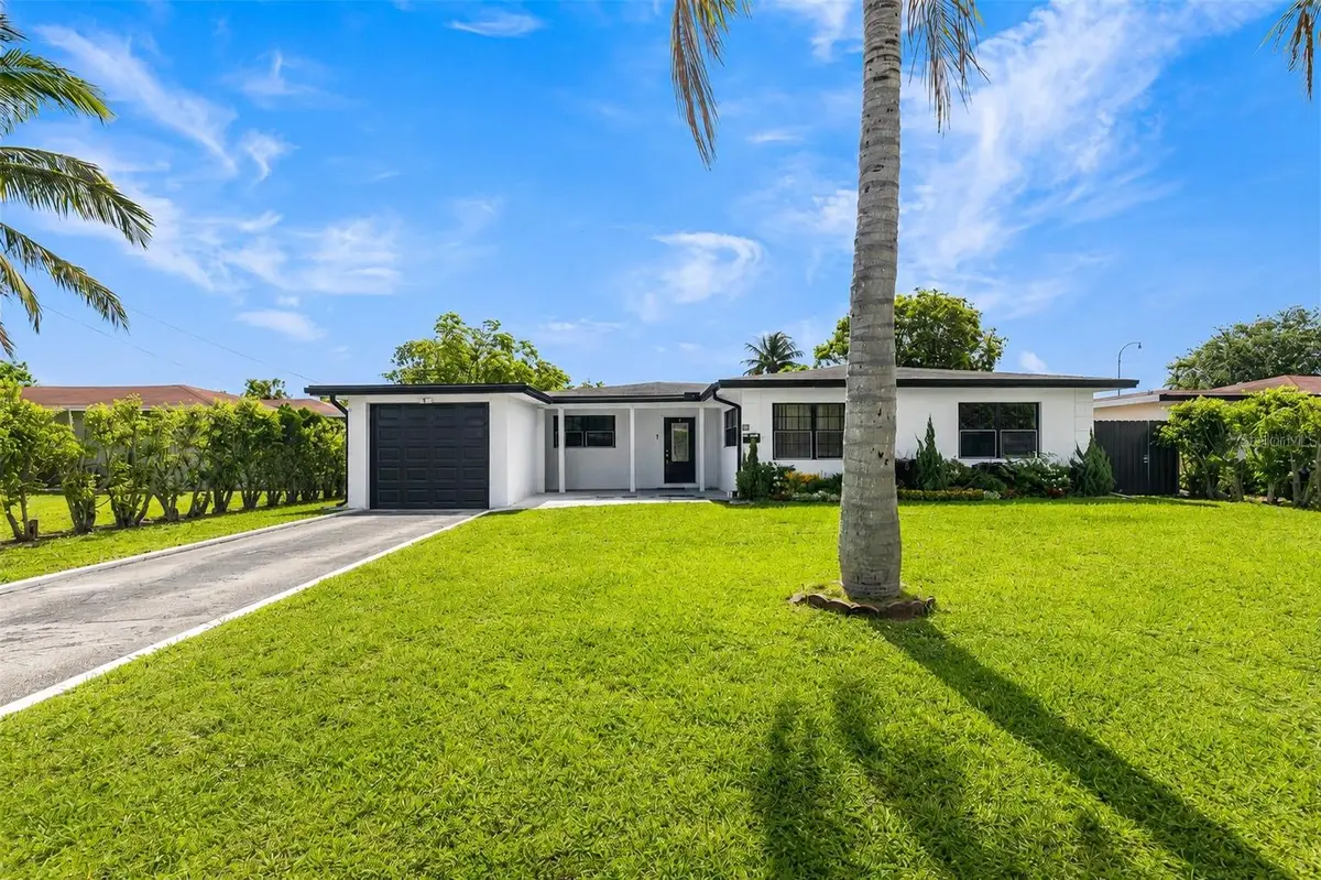 24 NW 42nd Terrace, Plantation, FL 33317 - #1