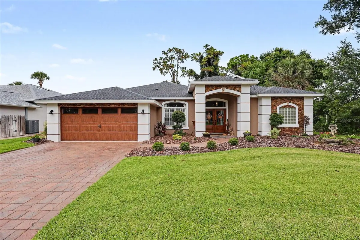 663 Sheridan Woods Dr, Melbourne, FL 32904 - #1
