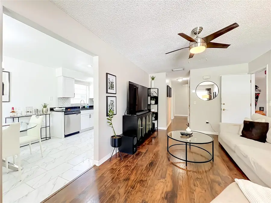 421 E Bay Avenue, Longwood, FL 32750 - #2