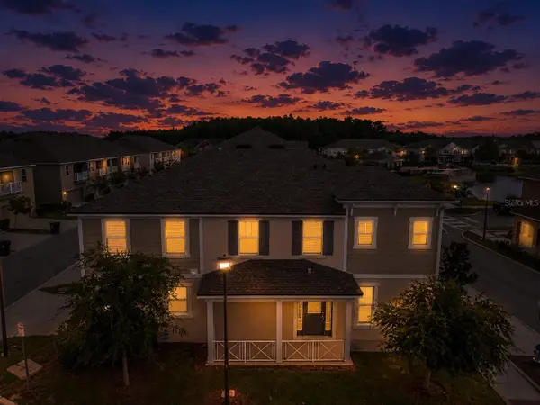 9586 Poplar Ridge Avenue, ORLANDO, FL 32832