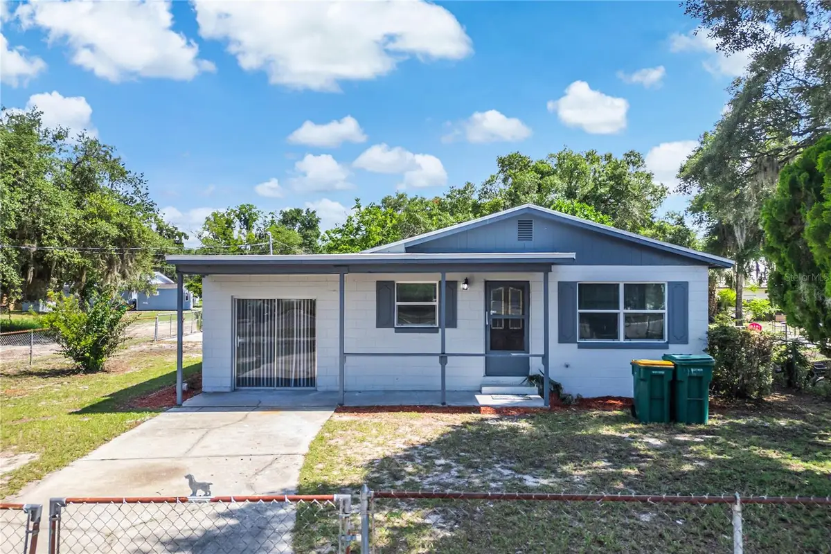 922 Bates Avenue, Eustis, FL 32726 - #1