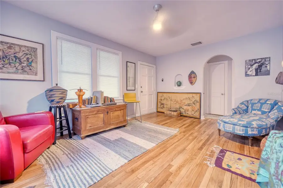 735 26th Avenue S, Saint Petersburg, FL 33705 - #2